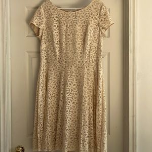 Light tan lace dress size 14